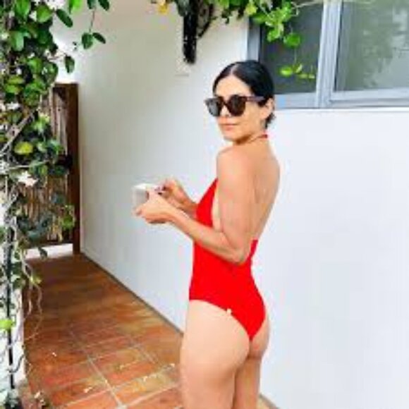 Summersalt the Halter Plunge One Piece in Lava Red Size 2 - Picture 2 of 3